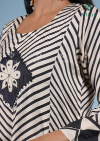 3-Piece Muslin Set With Digital Geometrical Print And Stone Work-Black & White