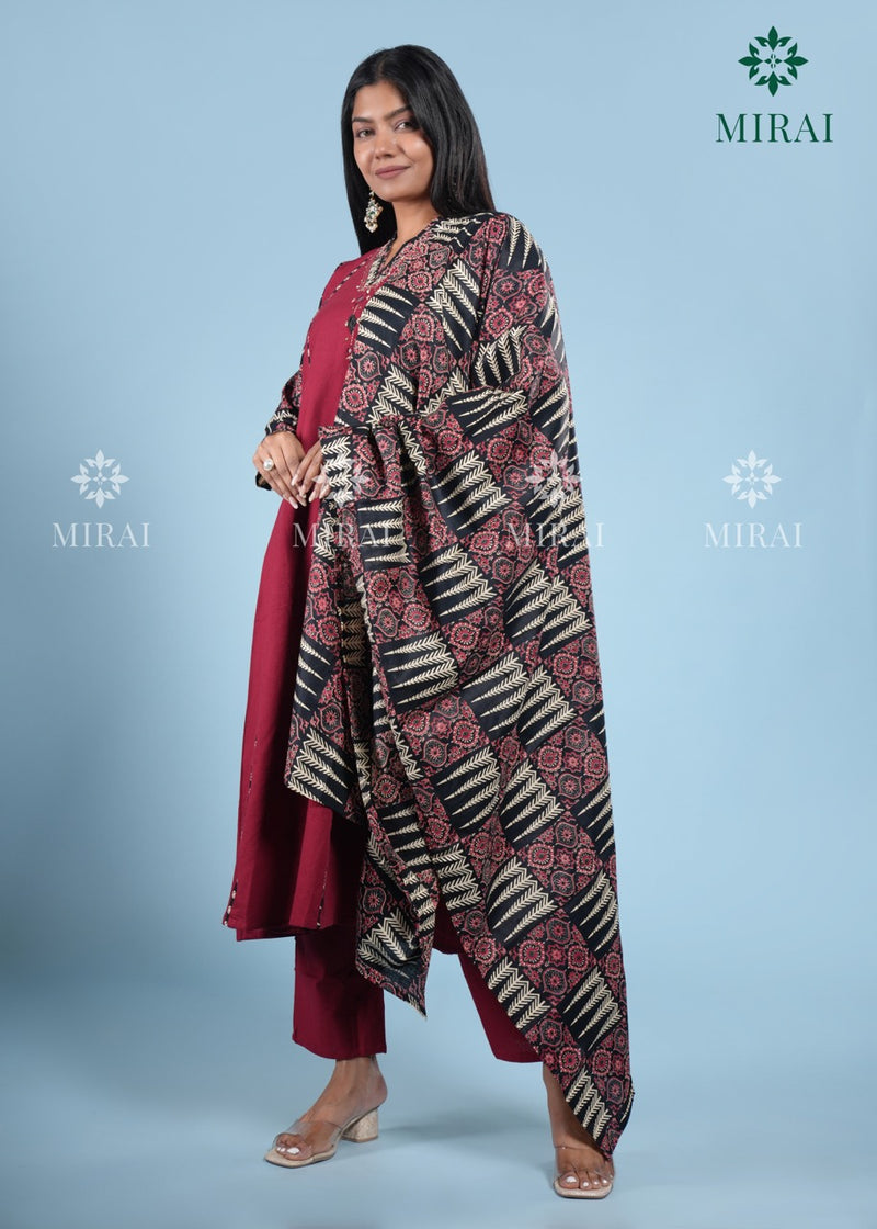 3-Piece Cotton Anarkali Set With Block Print And Mirror Work-Maroon & Black