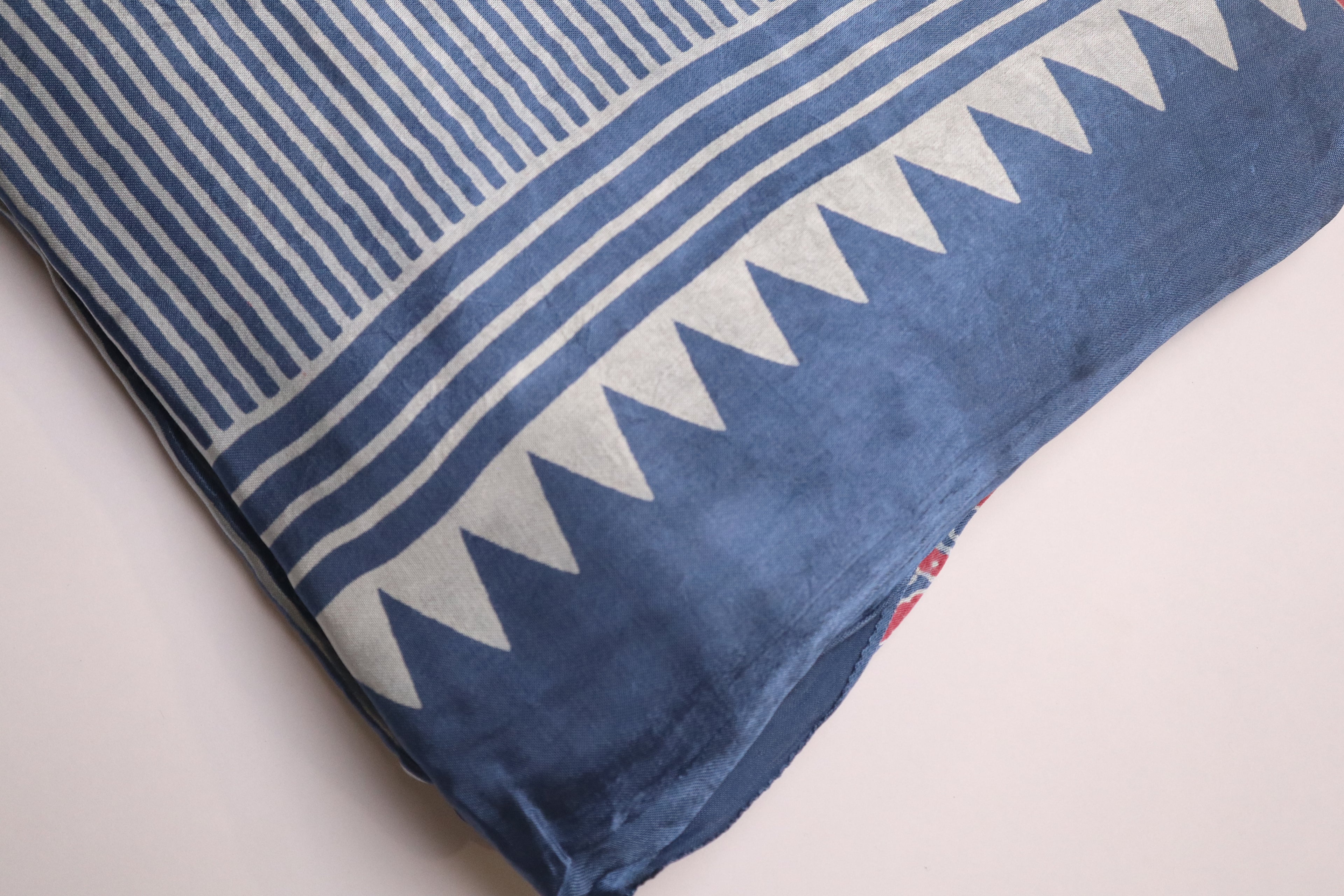 Dark Blue Modal Silk Saree With Stripes And Lagdi Patta Pallu